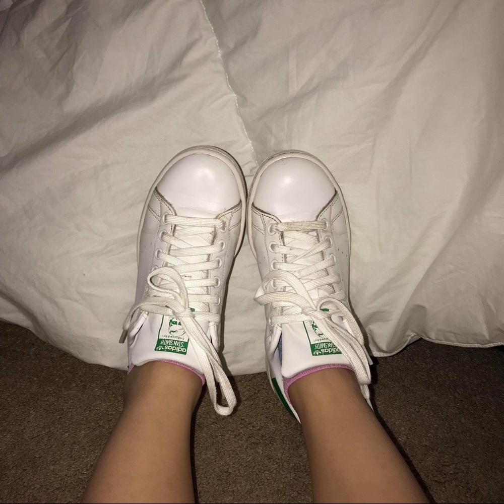 Green back stan smiths